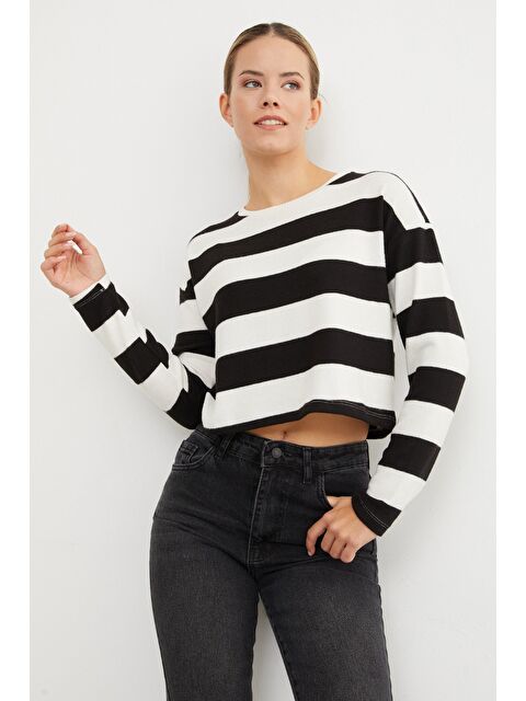 Fullamoda Çizgili Crop İnce Triko Kazak - S000432848-19351