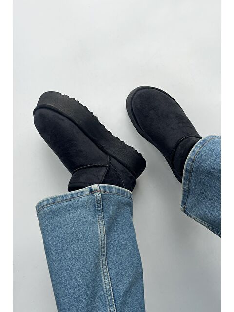 Straswans Novi Kadın İçi Tüylü Kalın Taban  Süet Yarım  Bot Siyah - S000512929-19351