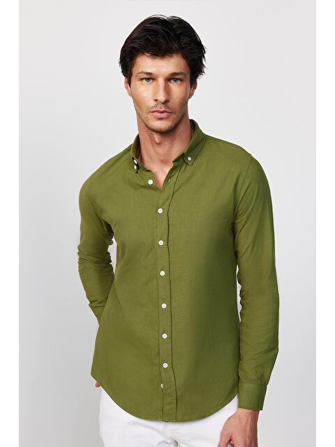 TUDORS Erkek Slim Fit Dar Kesim Uzun Kollu %100 Pamuk Keten Doku Düğmeli Yaka Haki Gömlek