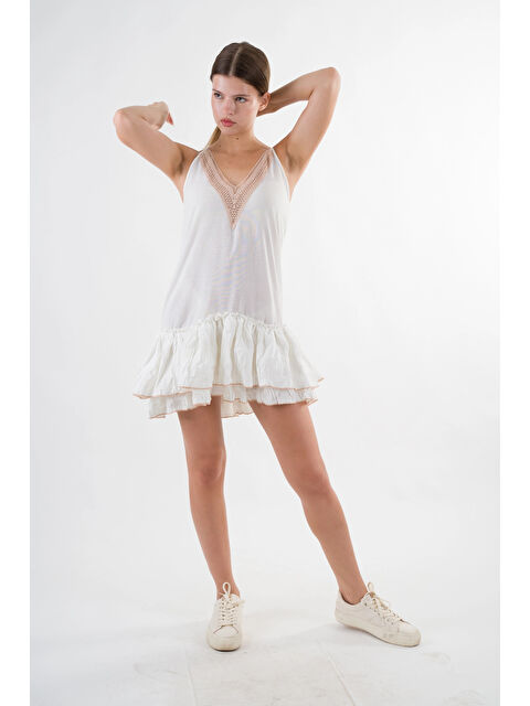 Hazelin Kadın Ekru V Yaka İp Askılı Eteği Pileli Güpür Detaylı Elbise HZL24S-YY244 - S000443030-19965