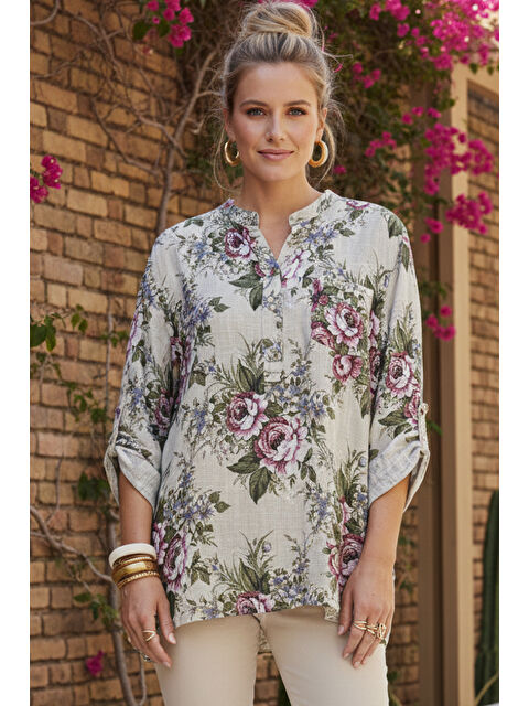 Chiccy İtalyan Ekru Hakim Yaka Düğmeli 3/4 Kol Çiçekli Cepli Casual Keten Görünümlü Dokuma Bluz 75 65 - S000508022-19965