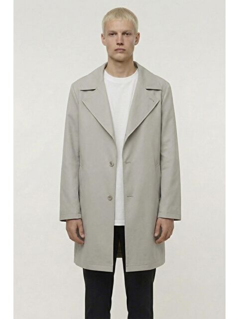 Sabri Özel Erkek Bej Geniş Kesim Oversize Fit Pamuklu Dokuma Yan Cepli Orta Boy Ceket Yaka Trençkot