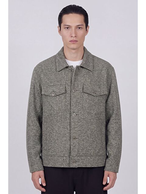 Sabri Özel Giotelli Erkek Yeşil Normal Kesim Regular Fit Yünlü Dokuma Gömlek Yaka Düğmeli Mont