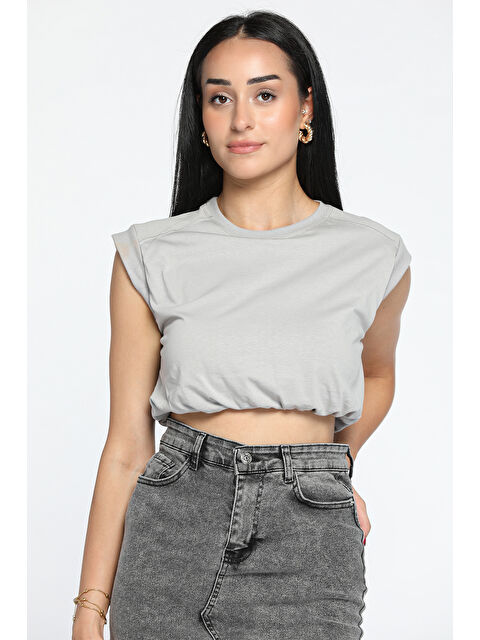 Gülseli Bisiklet Yaka Bel Lastikli Kadın Basic Crop Top Tişört - S000299911-20600