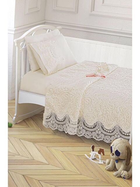Çeyiz Diyarı Fransız Güpürlü Bebek Battaniye Takımı Krem - S000485488-23173