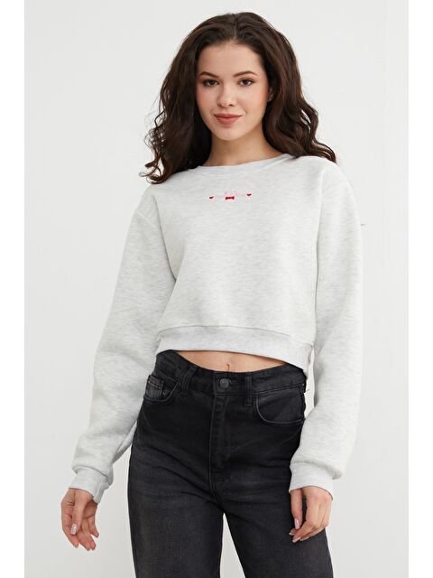 Fullamoda 3 İplik Ayıcık Nakışlı Crop Sweatshirt - S000469634-74