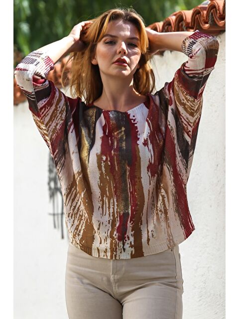 Chiccy İtalyan Kahve-Beyaz Kayık Yaka Yarasa Kol Dijital Baskılı Casual Triko Bluz 65 70 - S000469041-37231