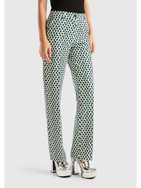 United Colors Of Benetton Kadın Yeşil Mix Poliviskoz Çiçek Desenli Regular Fit Pantolon - S000278732-18194