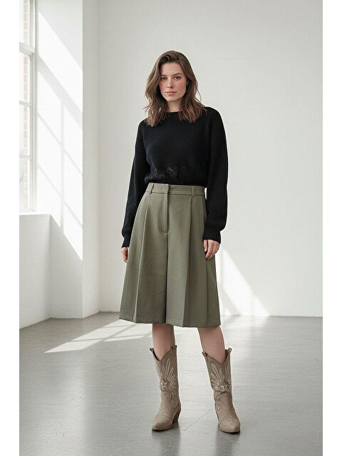 Madmext Haki Pileli Cepli Kadın Bermuda Mg2620 - S000510197-18547