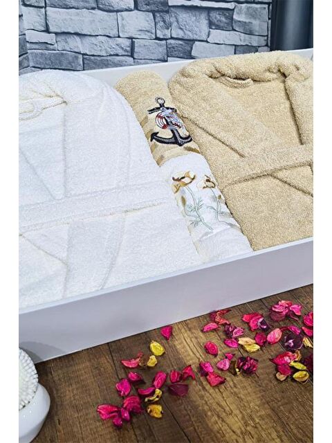 Çeyiz Diyarı Çeyizlik Aile Bornoz Seti 4 Parça Krem Cappucino - S000485550-23173