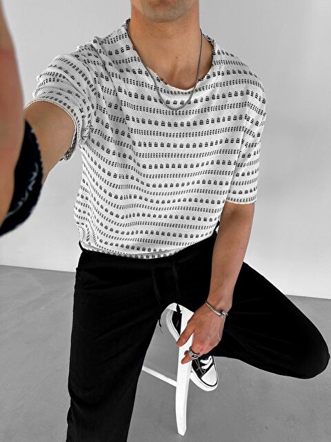 Abluka Online Erkek Oversize Yatay Çizgi Desenli Örme %100 Pamuk Tişört Ekru - S000155220-19965