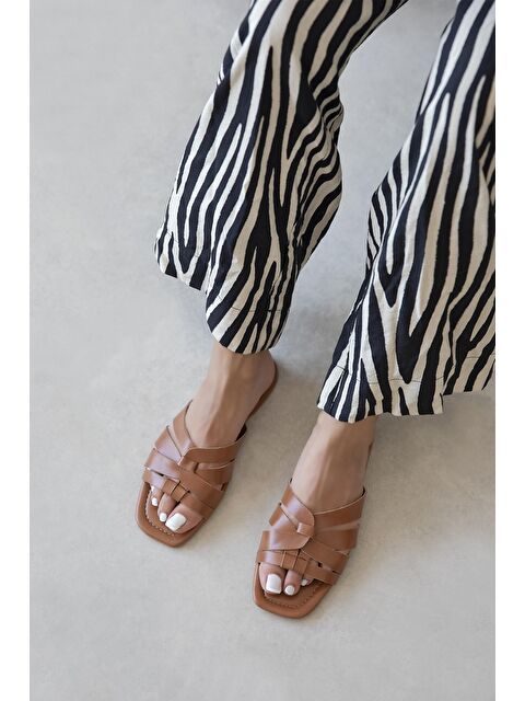 Straswans Luz Kadın Günlük Deri Terlik Taba - S000513073-14955