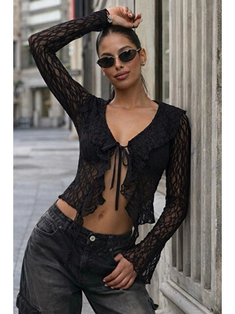 eka Kadın Siyah Dantel Bağlamalı Bluz 0600-0373