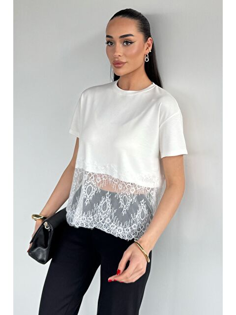 Gülseli Kadın Dantelli Crop Top Tişört