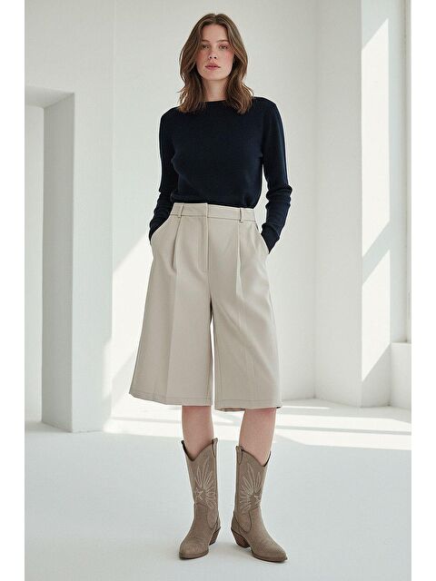 Madmext Taş Rengi Pileli Cepli Kadın Bermuda Mg2620 - S000510197-25636