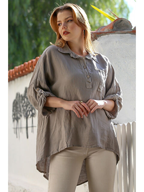 Chiccy İtalyan Vizon Gömlek Yaka Düğmeli Uzun Kollu Cepli Keten Arkası Uzun Oversize Dokuma Bluz 75 70 - S000469056-26429
