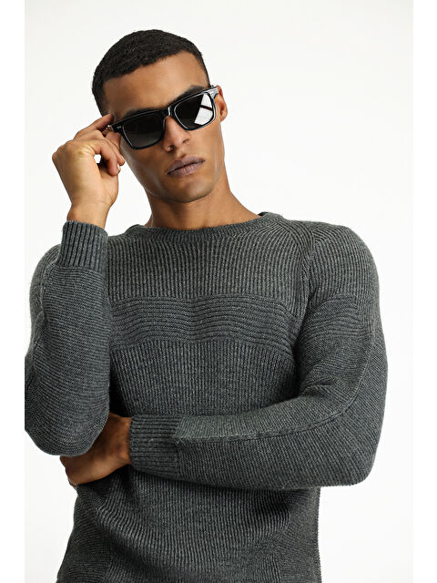 Kiğılı Bisiklet Yaka Regular Fit Dikişsiz Desenli Triko Kazak - S000404936-29666