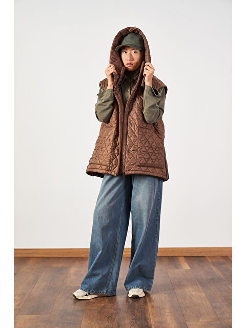 Mevra Geniş Kalıp Kapitone Şişme Kadın Yelek Kahve - S000508136-19413