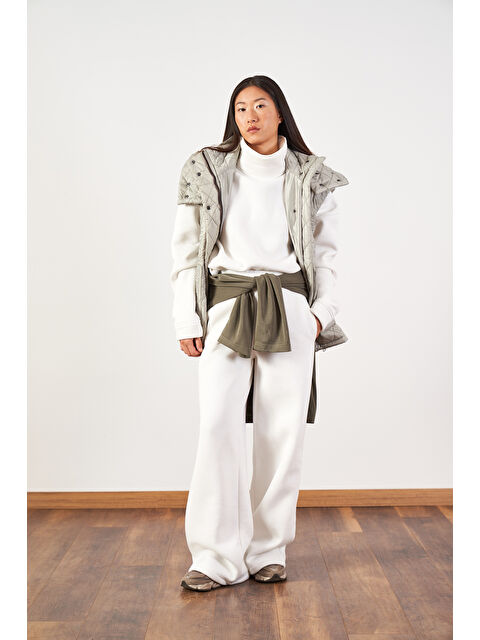 Mevra Geniş Kalıp Kapitone Şişme Kadın Yelek Çağla - S000508137-14939