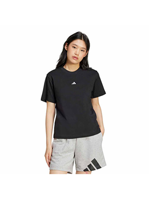 Adidas Essentials Small Logo Kadın Siyah Yuvarlak Yaka Tişört - S000504945-19351