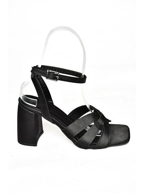 Fox Shoes S7745203 Siyah Kadın Topuklu Ayakkabı - S000169548-19351