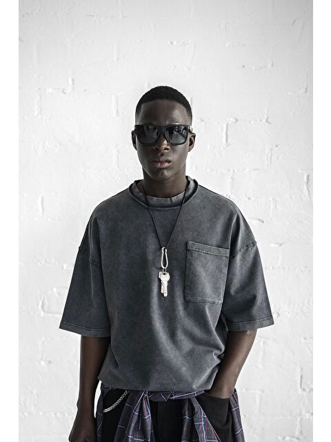 Abluka Online Erkek Yıkamalı Dikiş Detaylı Oversize Tişört Siyah - S000365719-19351