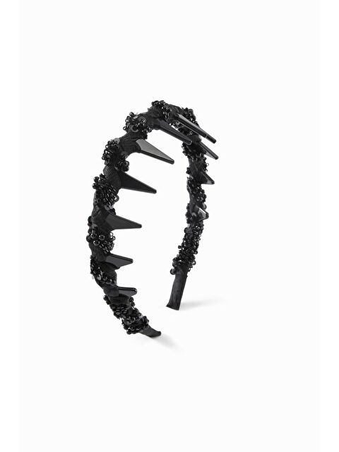 New Obsessions Siyah Tül Kumaş ve Boncuk İşlemeli Köpekbalığı Dişli Kemik Taç - S000464006-19351