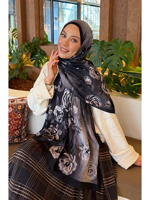 Lamelif Çiçek Desen Bambu Şal Siyah