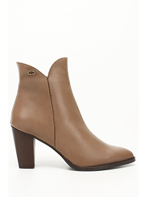 GÖNDERİ(R) BEJ-VİZON  Hakiki Deri Sivri Burun Topuklu Fermuarlı Kadın Günlük Bot 52426 - S000119561-37219