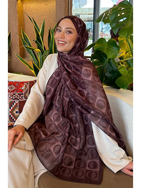 Lamelif Halka Desen Ferah Şal Kahverengi