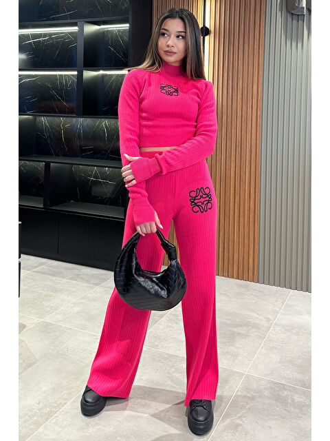 Gülseli Kadın Ön Nakışlı Crop Kazak Pantolon Triko İkili Takım - S000289830-18686