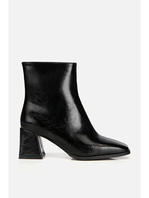 Yaya By Hotiç Kadın Rugan Siyah Fermuarlı Küt Burunlu Topuklu Bot - S000487692-19351