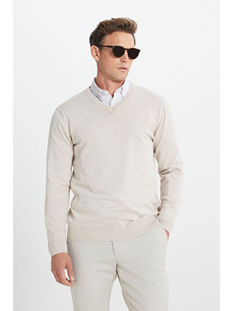 Altınyıldız Classics Erkek Bej Melanj Standart Fit Normal Kesim V Yaka Triko Kazak - S000402589-19928