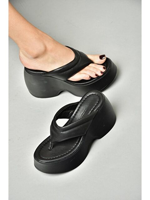 Fox Shoes S9734017 Siyah Kadın Terlik - S000177199-19351
