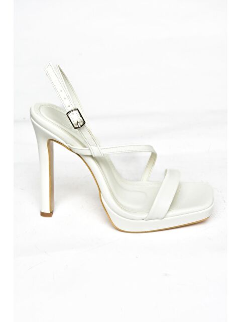 Fox Shoes S5696166 Beyaz Kadın Topuklu Ayakkabı - S000152504-20063
