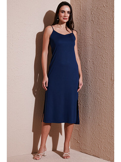 Lela Regular Fit İp Askılı Yırtmaç Detaylı Midi Kadın Elbise 5866128 - S000348234-21164