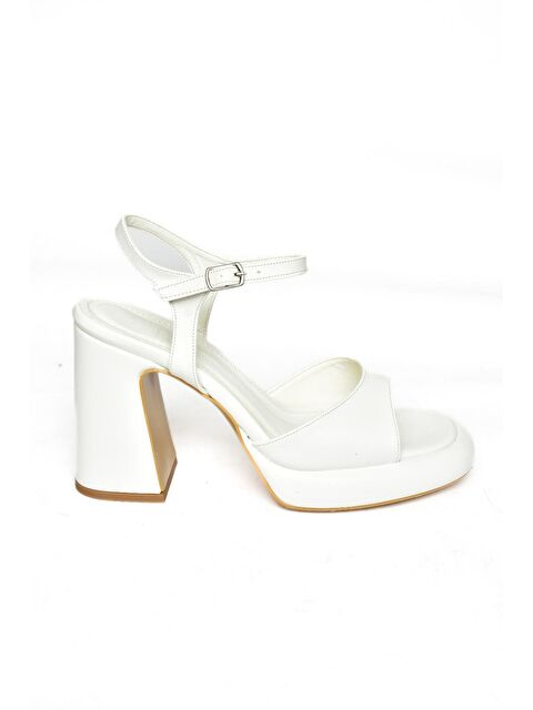 Fox Shoes S5690128 Beyaz Kadın Topuklu Ayakkabı - S000152515-20063