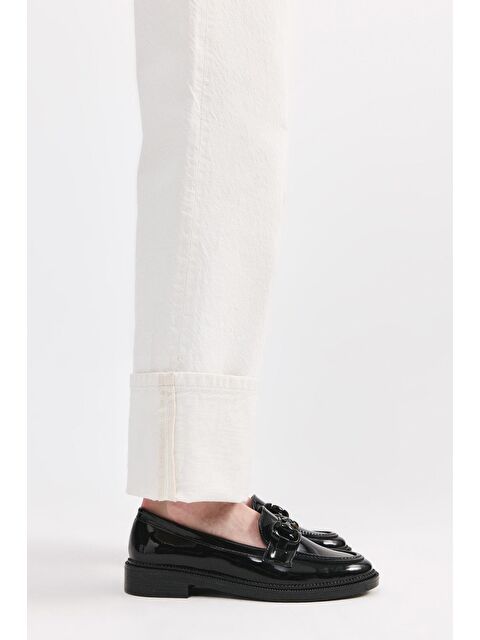 Yaya By Hotiç Kadın Rugan Siyah Tokalı Klasik Loafer - S000443684-19351