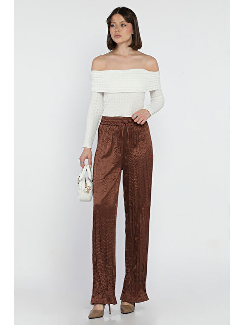 Gülseli Kadın Bel Lastikli Yüksek Bel Saten Pileli Pantolon - S000361000-19413