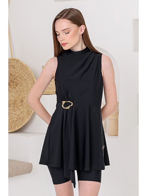 Adasea UV Korumalı Aksesuar Detay Elastanlı Sıfır Kol Şortlu Yarı Kapalı Mayo 1627 Siyah01