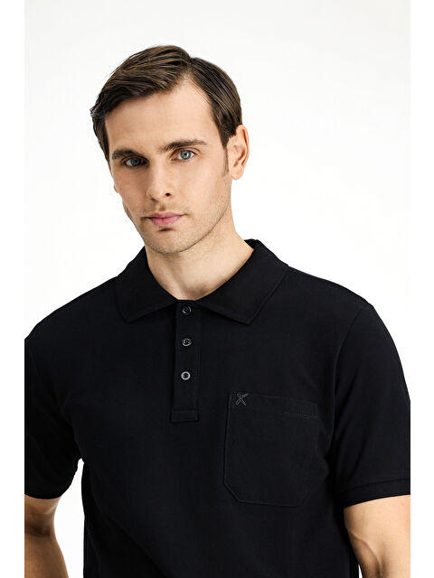 Kiğılı Regular Fit Pamuk Nakışlı Cepli Kıvrılmaz Polo Yaka %100 Pamuk Tişört - S000405061-19351