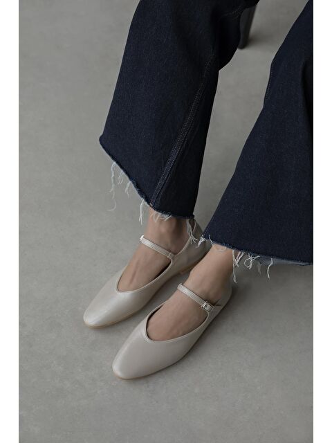 Straswans Leroy  Kadın Kırışık Deri Babet Bej - S000513144-19928