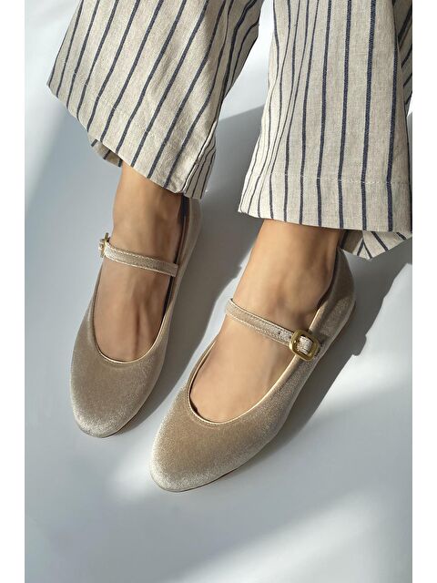 Straswans Hollie   Kadın  Kemer  Detay  Kadife  Babet Vizon - S000513155-26429