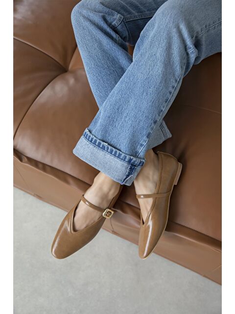 Straswans Stony Kadın Kırışık Deri Babet Camel - S000513156-4557