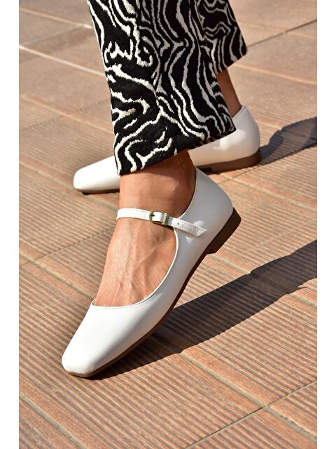 Fox Shoes S7262525 Beyaz Kadın Babet - S000151759-20063