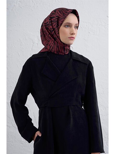 ARMİNE Klasik Desenli Saf İpek Twill Eşarp 9435D 44