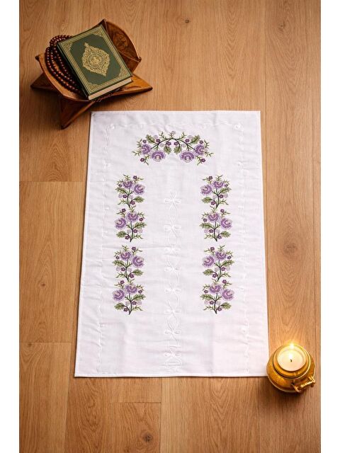 Çeyiz Diyarı Kanaviçe İşlemeli Gardenya 70x135 cm Seccade Lila