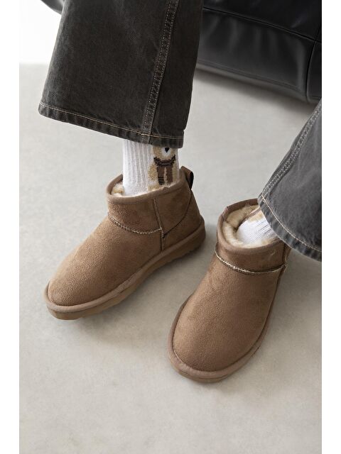 Straswans Asia Kadın İçi Tüylü Kalın Taban Süet Yarım Bot Vizon - S000512884-26429