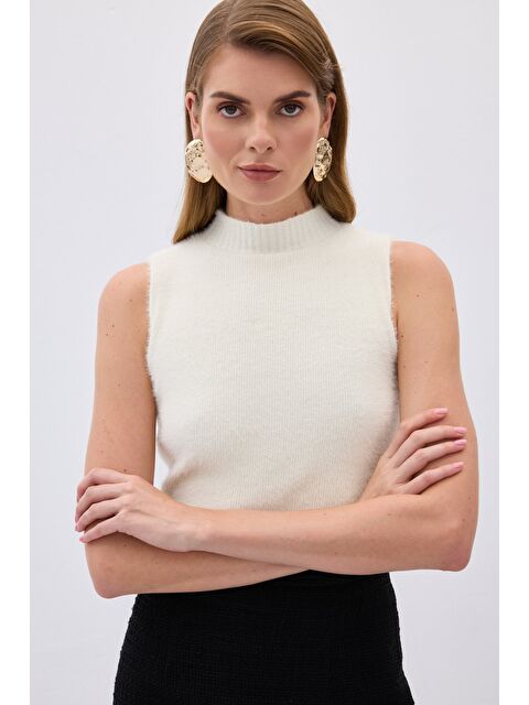 SATEEN Sıfır Kol Sakallı Triko Bluz - Ekru - S000461396-19965