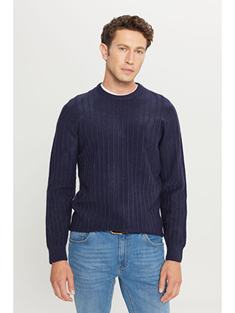 Altınyıldız Classics Erkek Lacivert Standart Fit Normal Kesim Bisiklet Yaka Jakarlı Triko Kazak